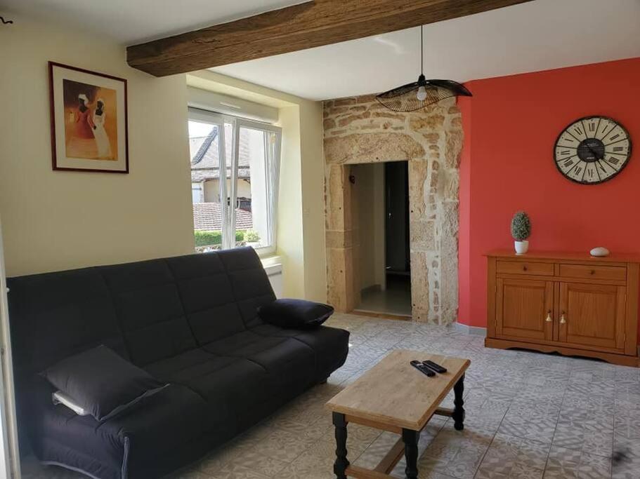 Les Fontaines Villa Laives Bagian luar foto