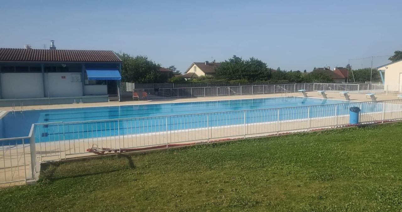 Les Fontaines Villa Laives Bagian luar foto