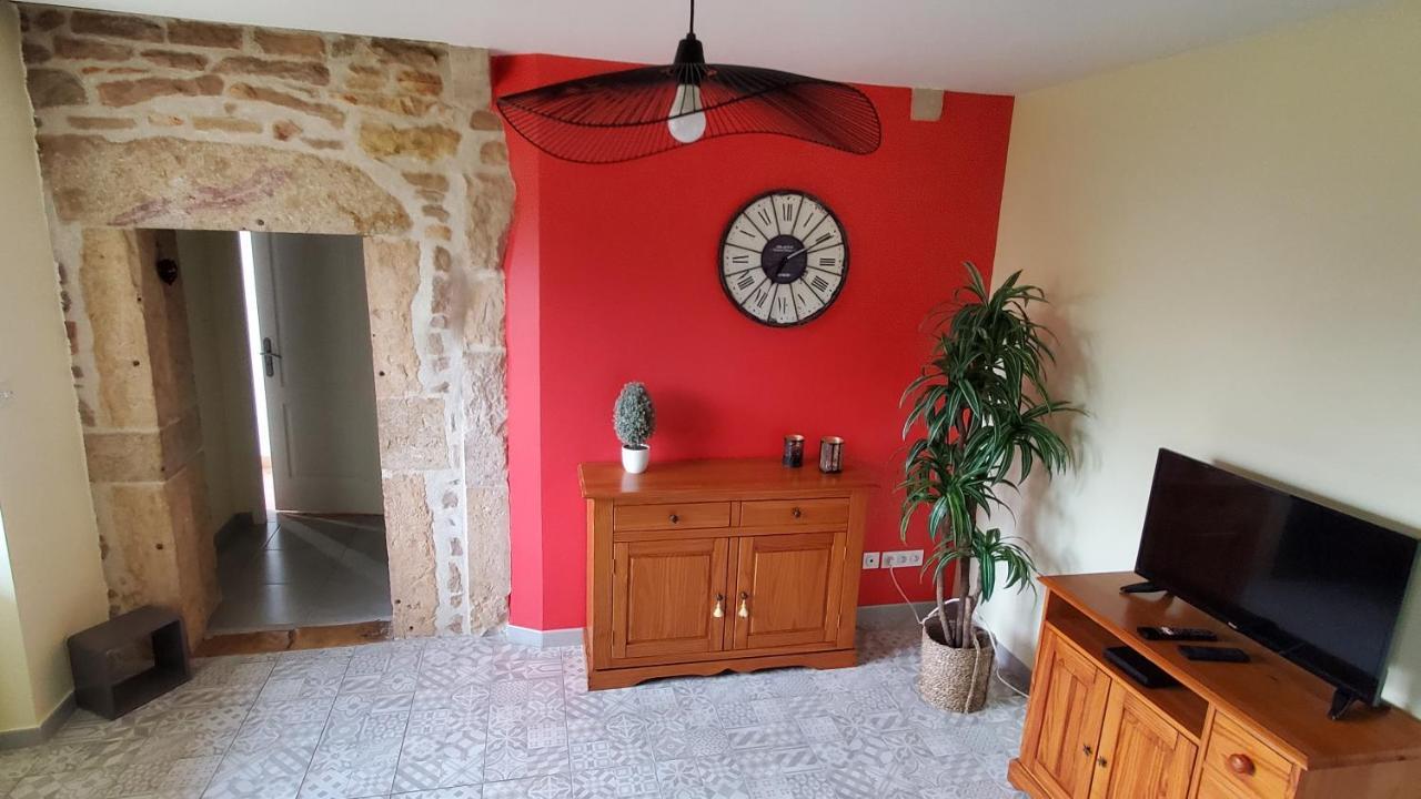 Les Fontaines Villa Laives Bagian luar foto